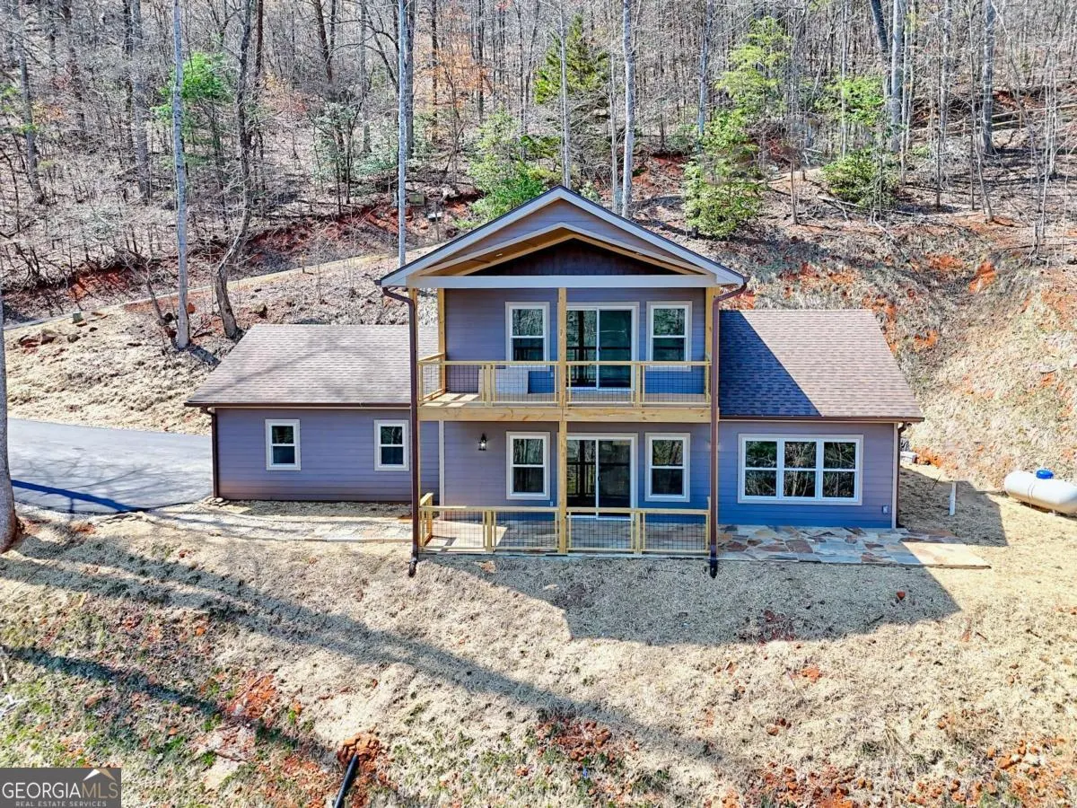 1378 Summit Trail
