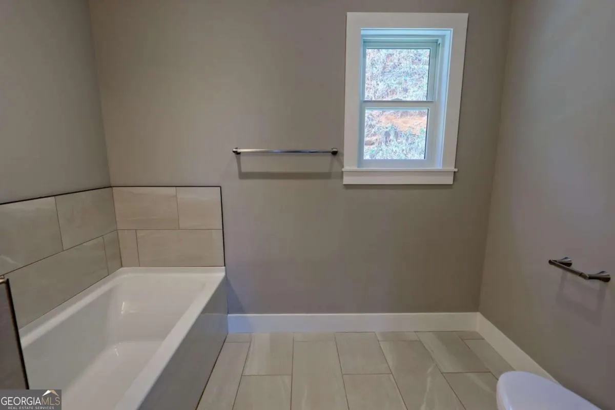 1378 Summit Trail