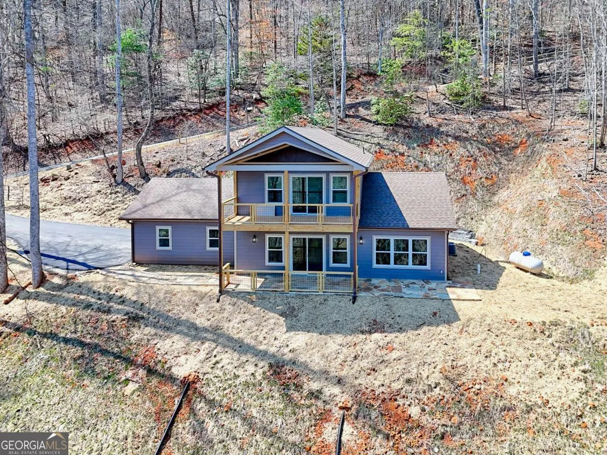 1378 Summit Trail