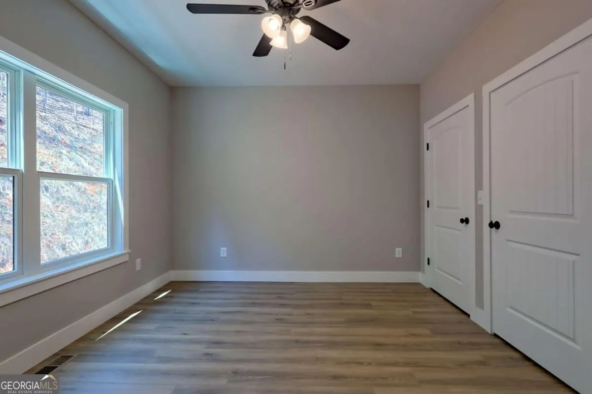 1378 Summit Trail