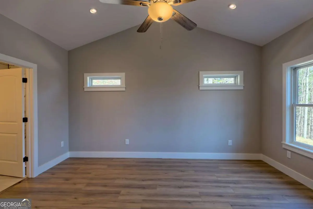 1378 Summit Trail