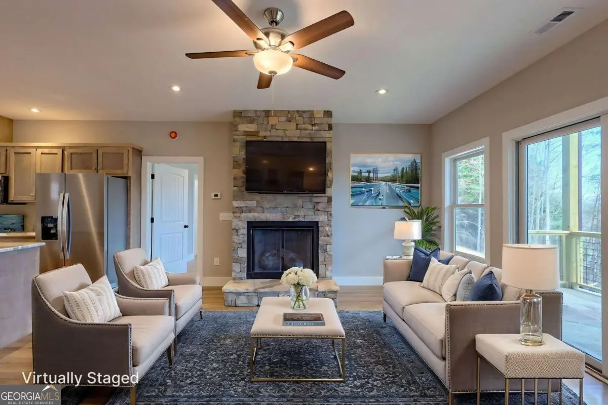 1378 Summit Trail