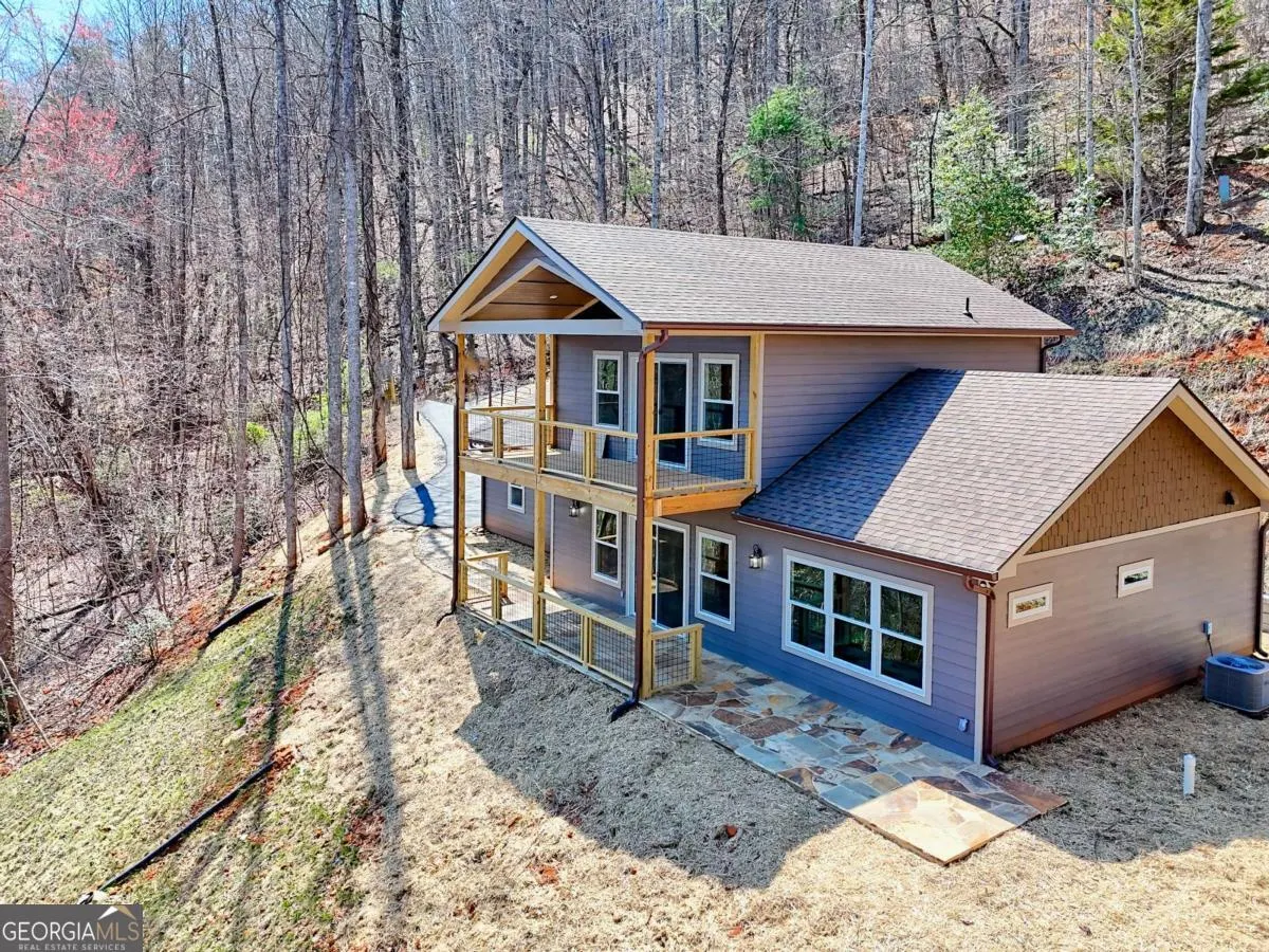 1378 Summit Trail