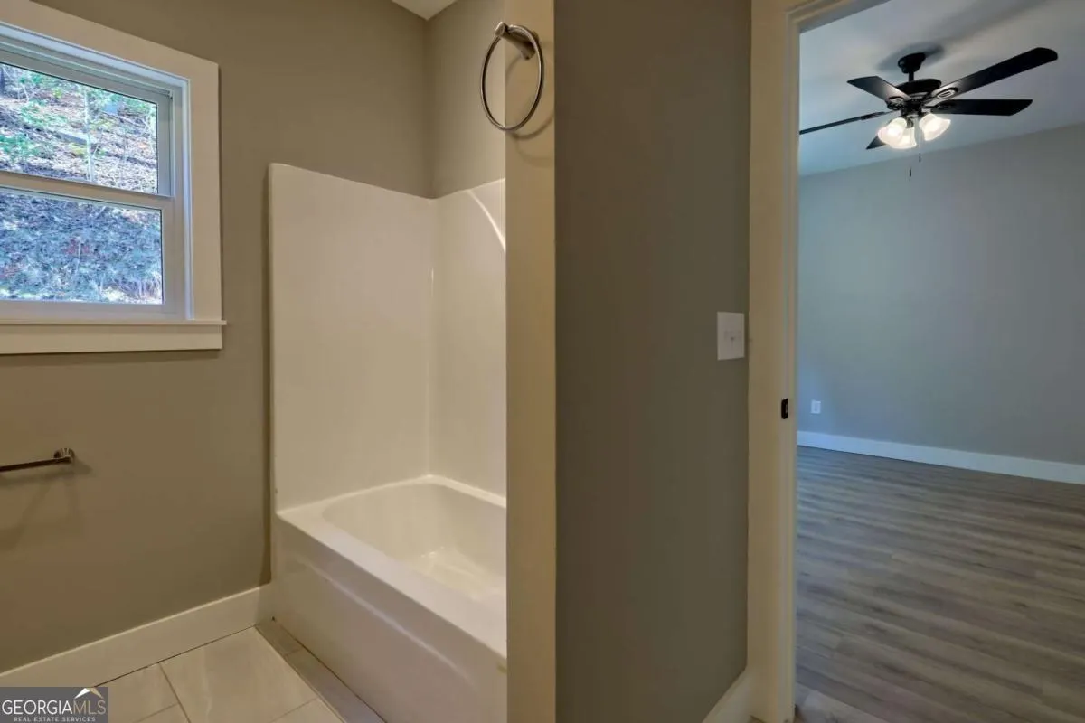 1378 Summit Trail