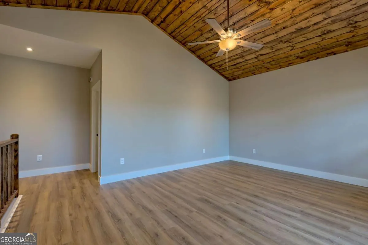 1378 Summit Trail