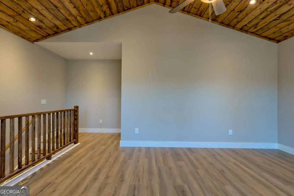 1378 Summit Trail