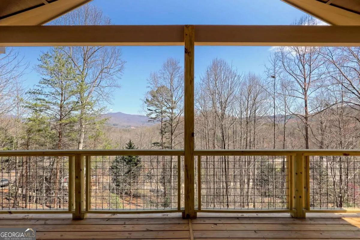 1378 Summit Trail
