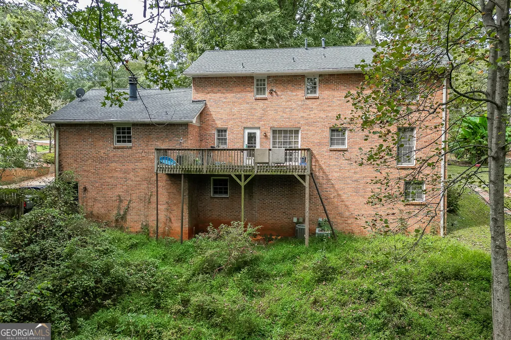 2302 Smokehouse Path