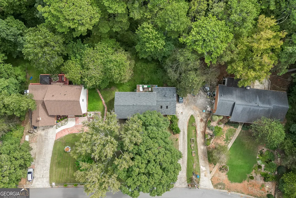 2302 Smokehouse Path