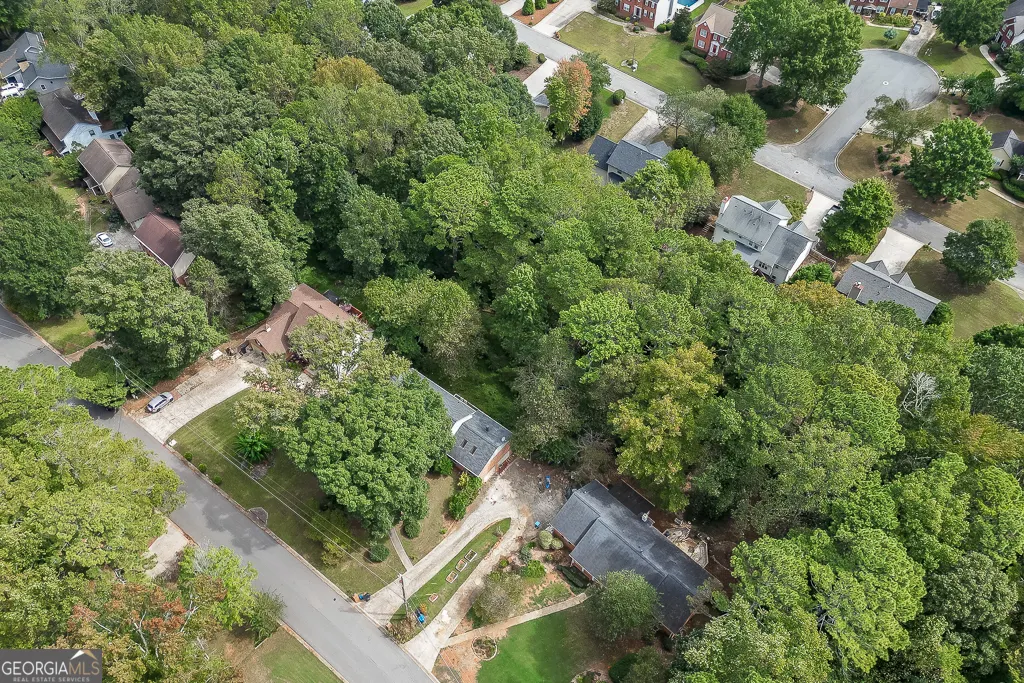 2302 Smokehouse Path