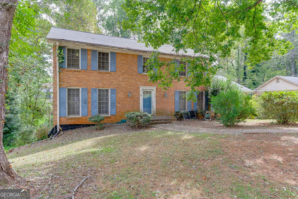 2302 Smokehouse Path