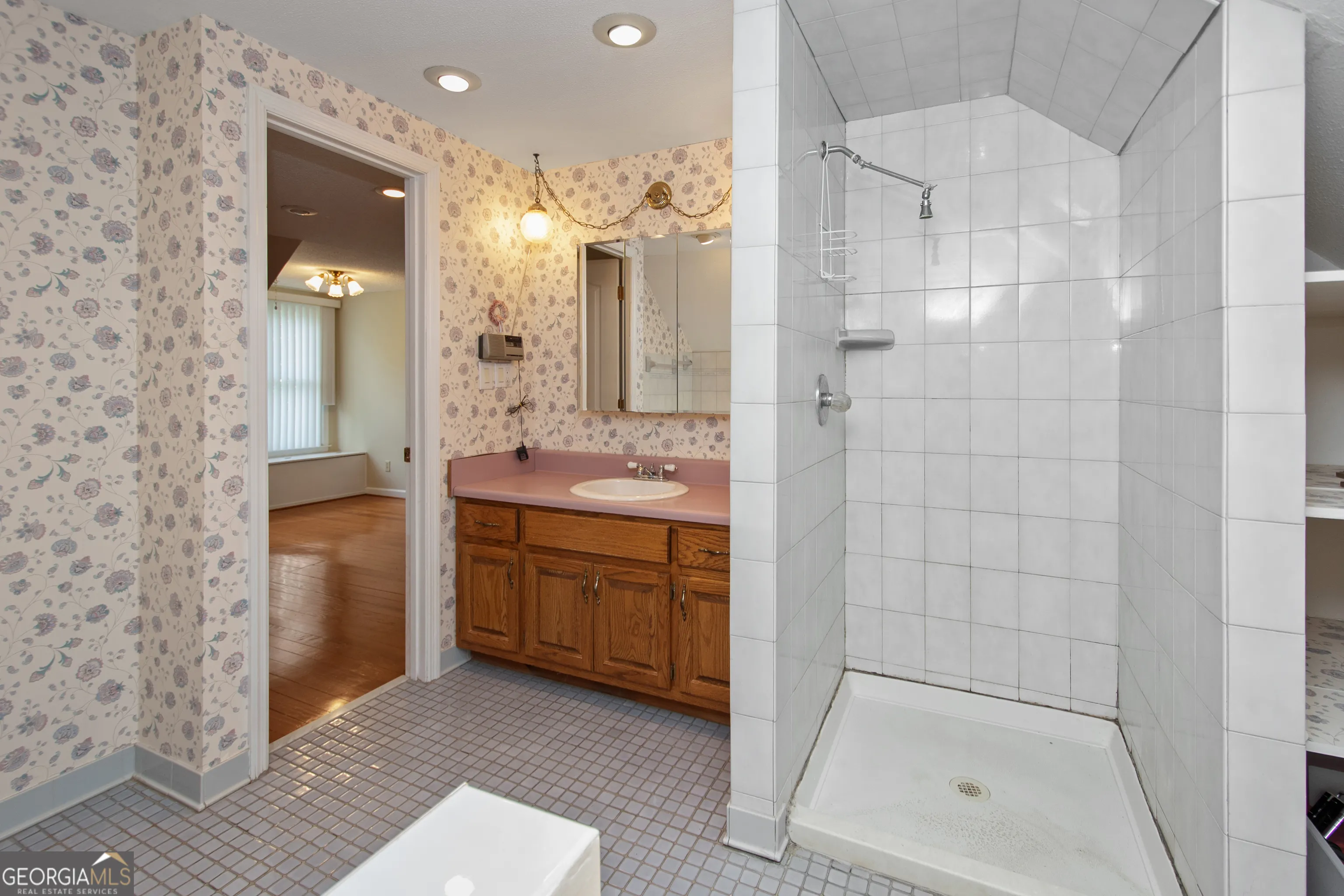 402 Tom Bell Road