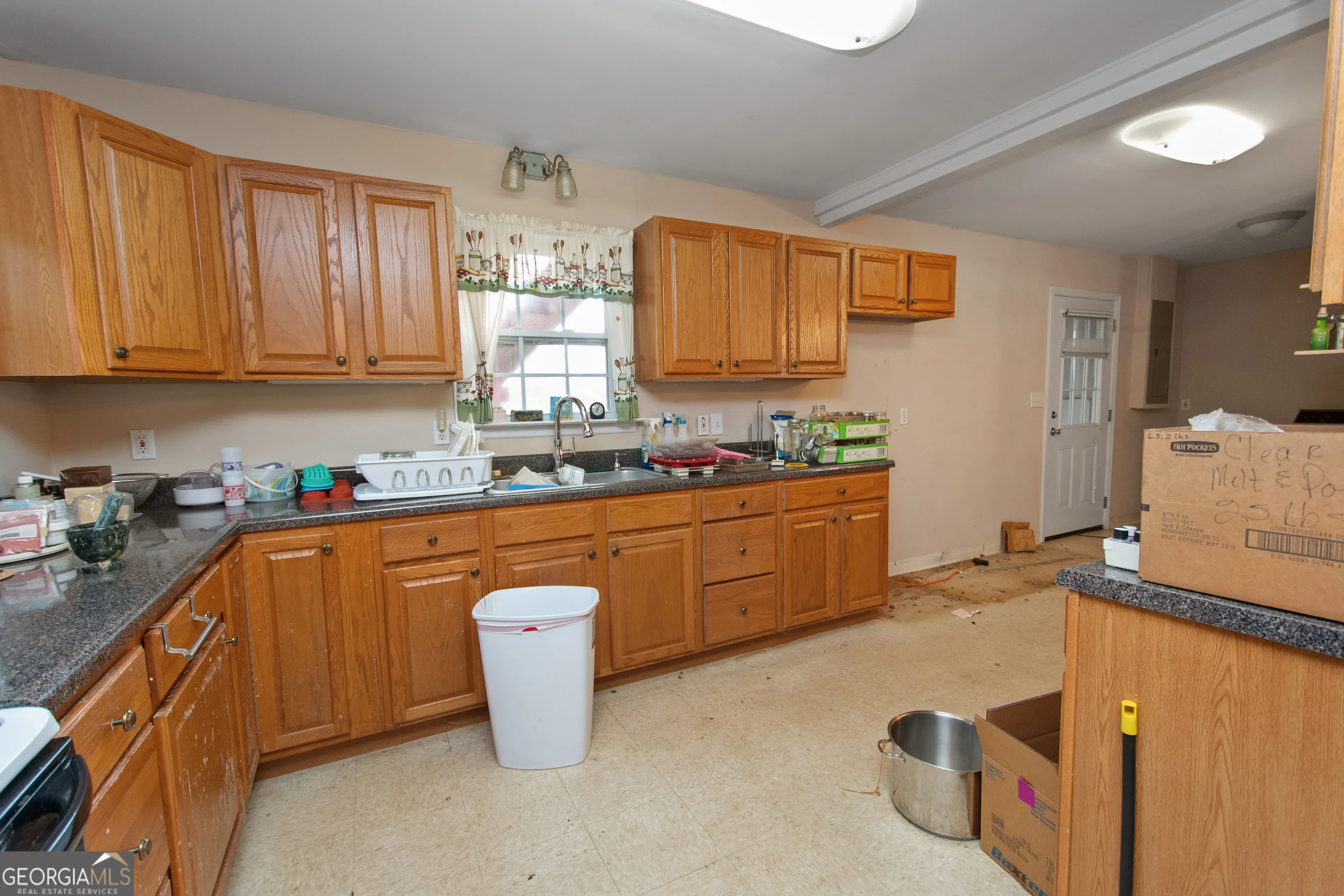 402 Tom Bell Road