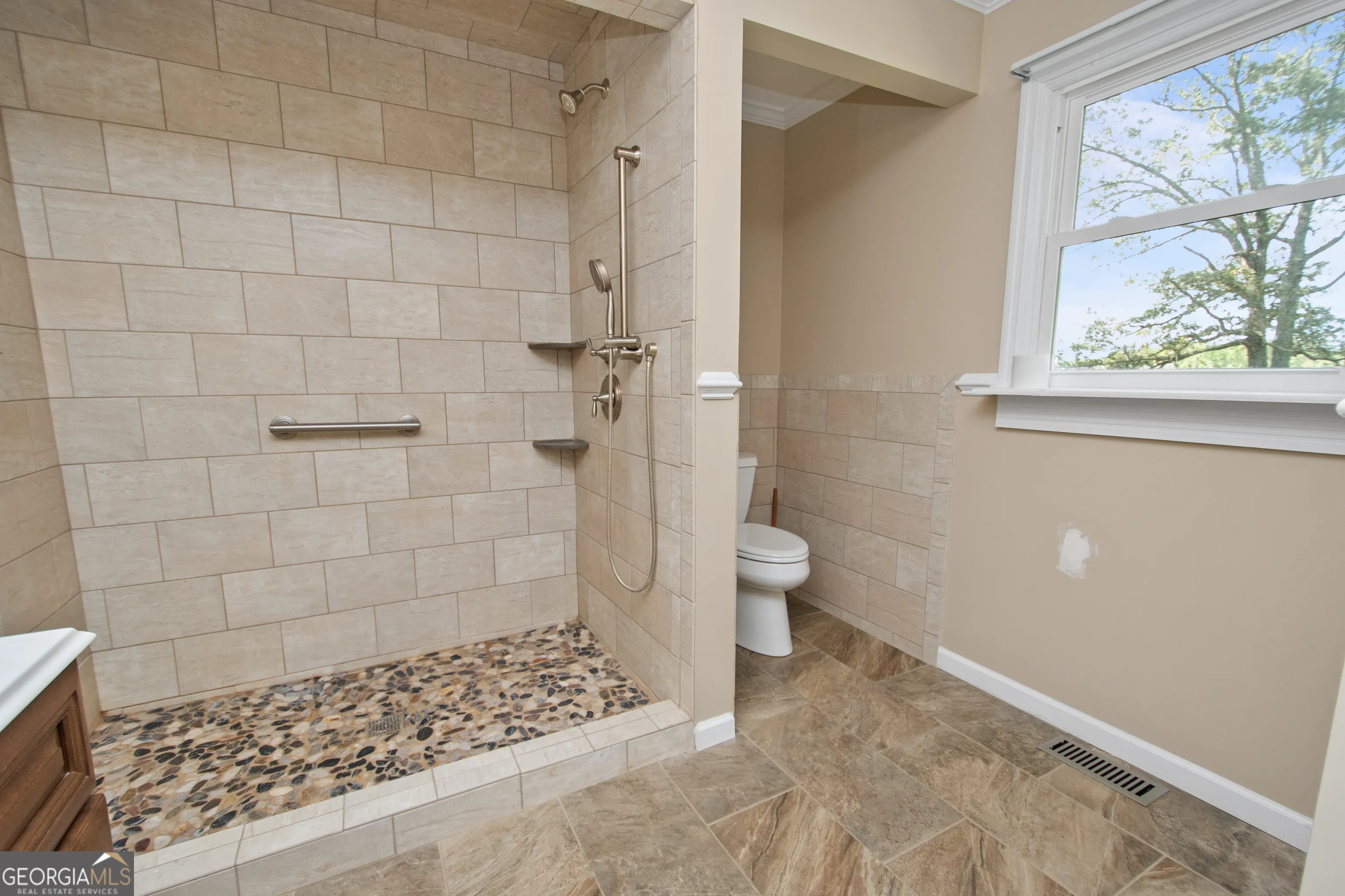 402 Tom Bell Road