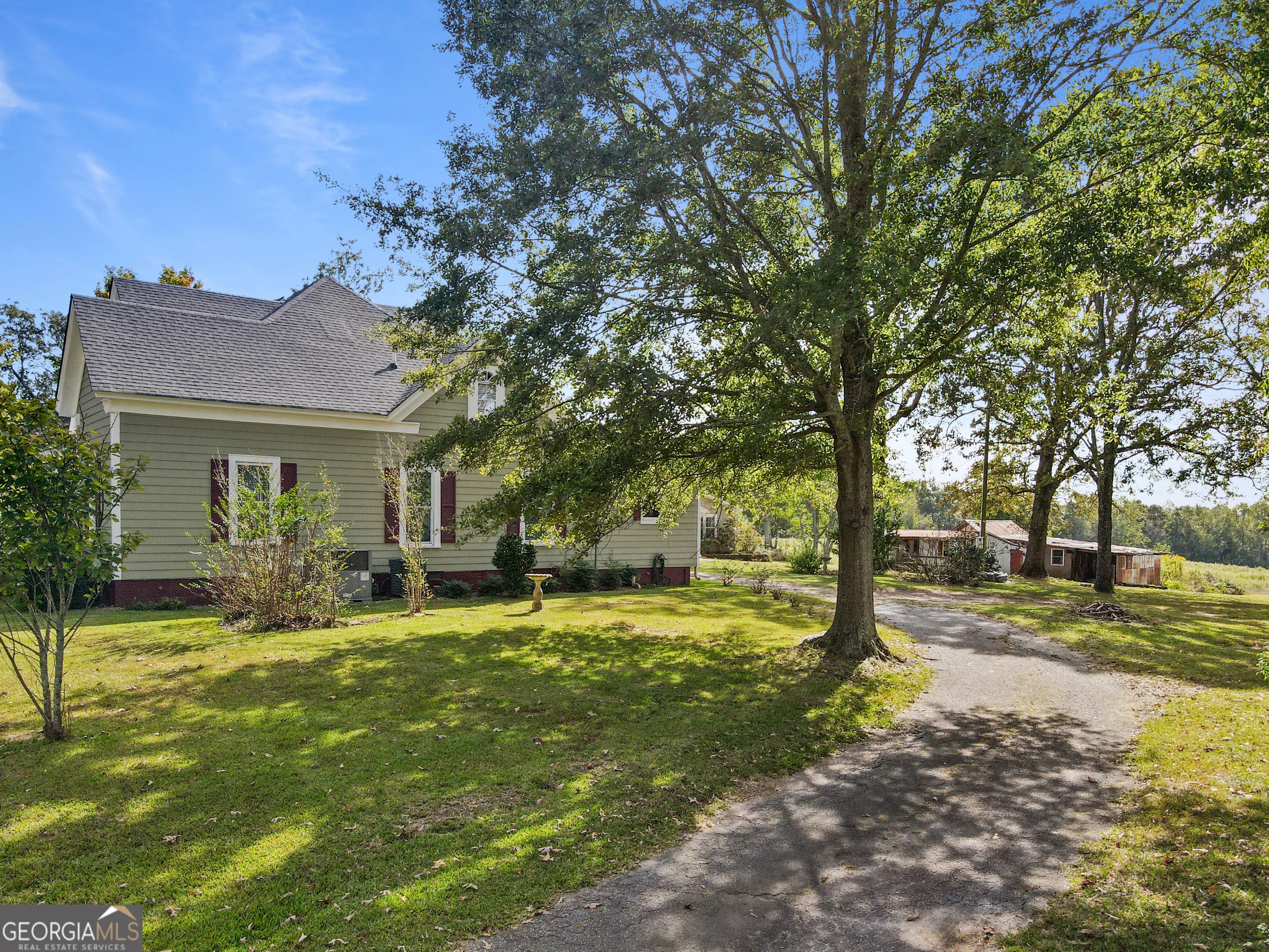 402 Tom Bell Road