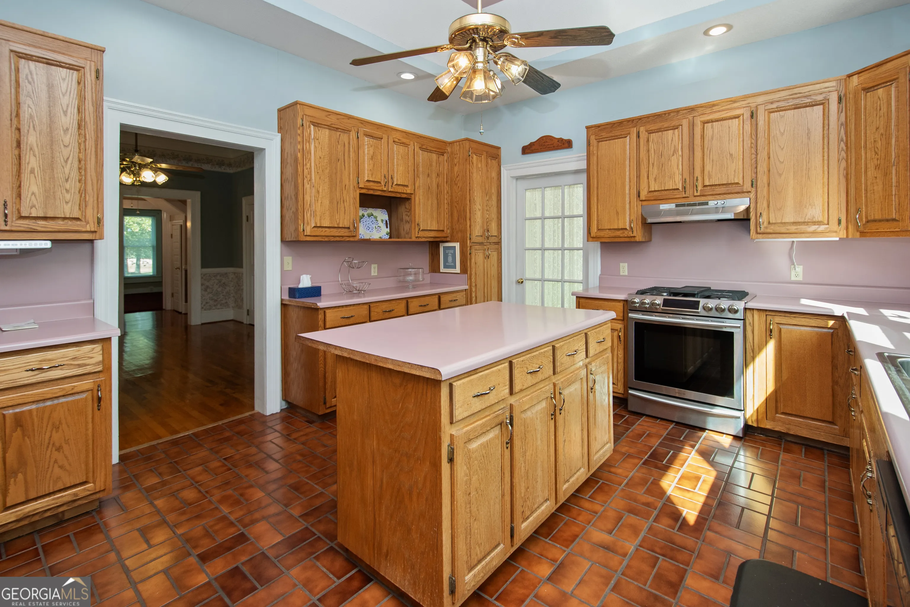 402 Tom Bell Road
