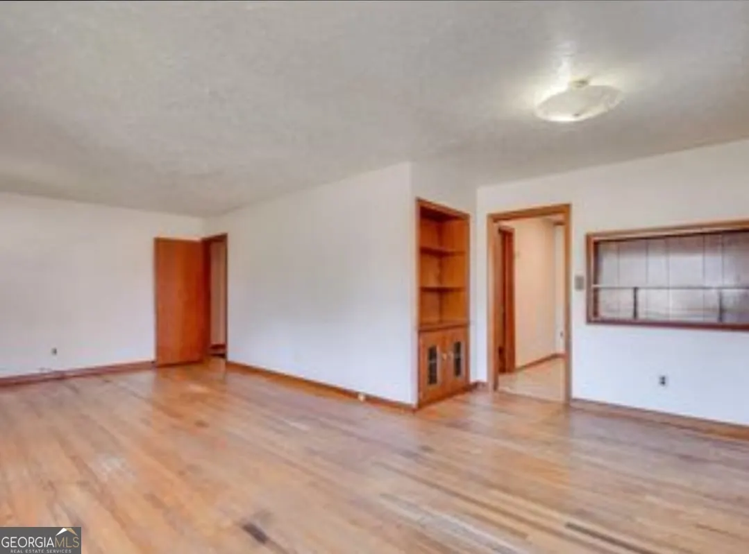 2148 Eastside Court