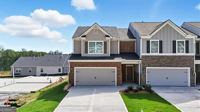1186 PARK CENTER Circle