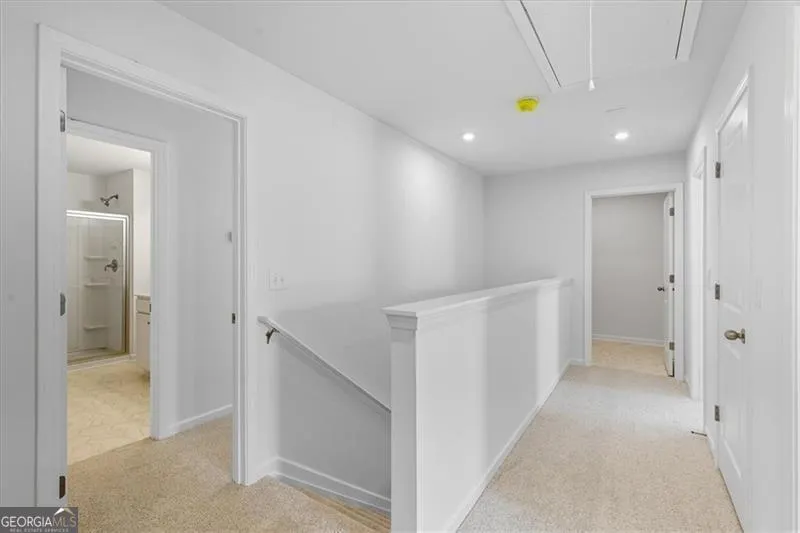 1186 PARK CENTER Circle