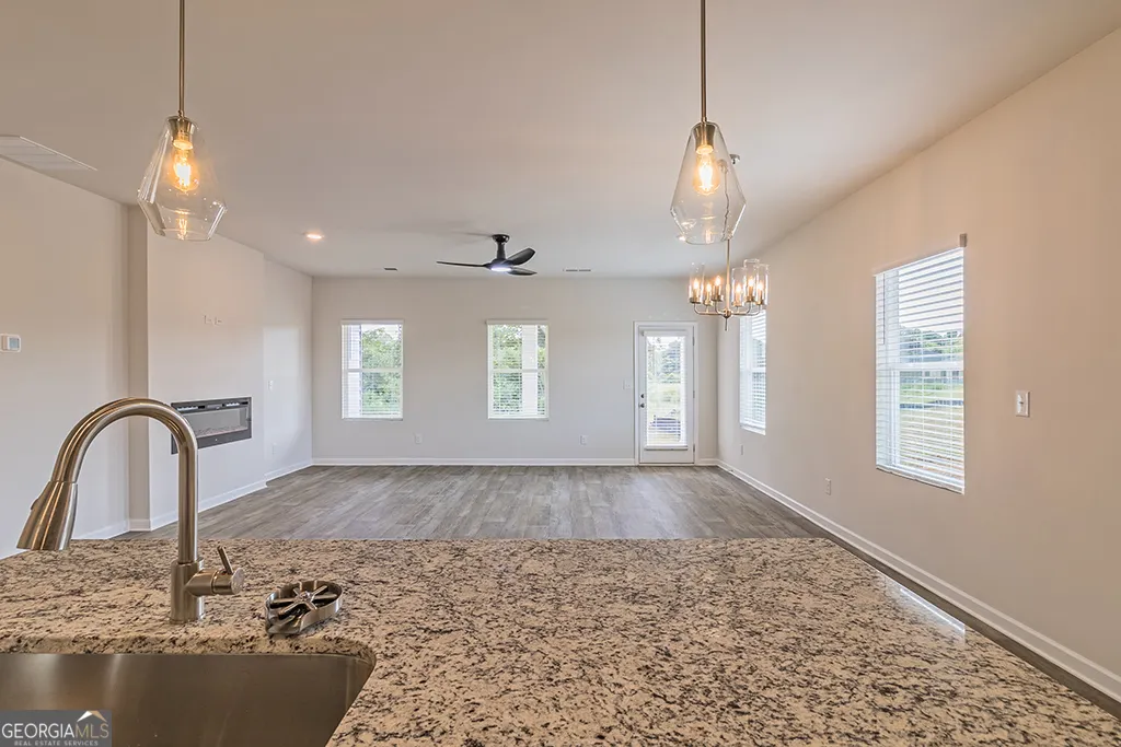 305 1676 Fuma Leaf Way, #305