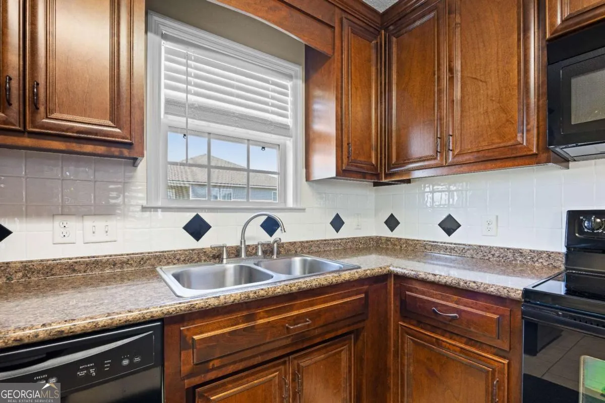 3476 Green Hill Drive