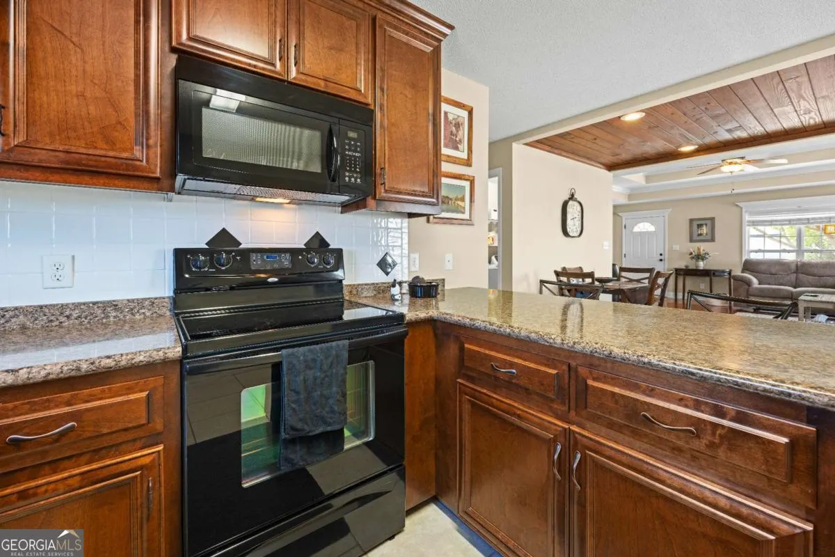 3476 Green Hill Drive
