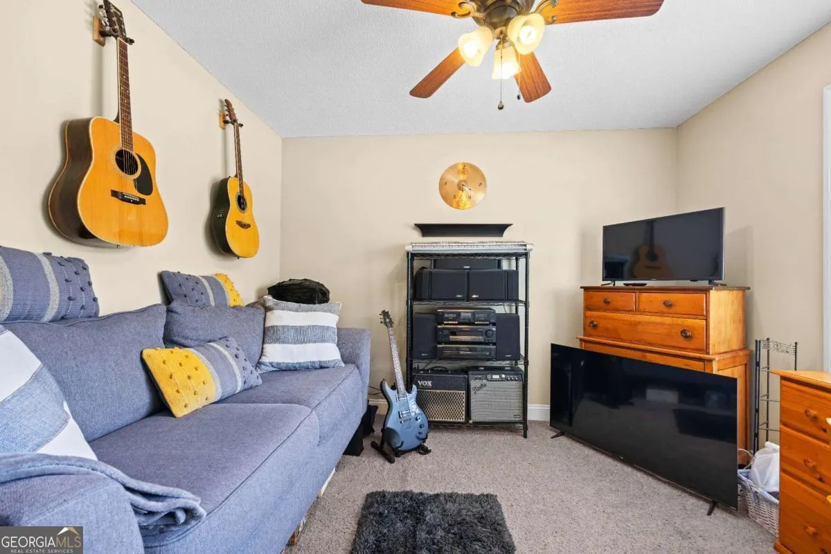 3476 Green Hill Drive