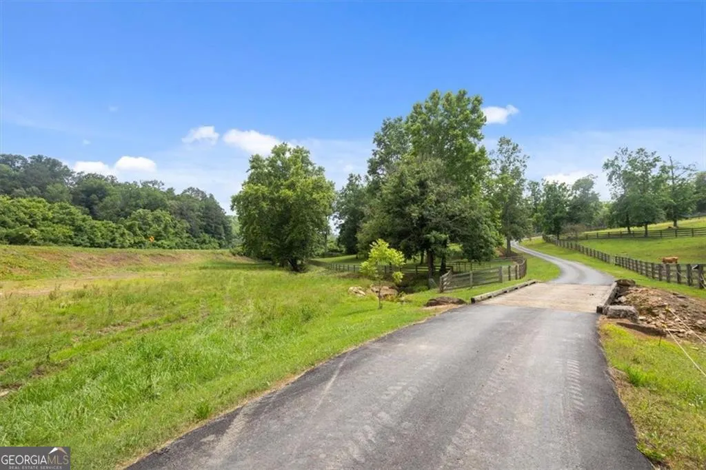 7945 Reinhardt College Parkway