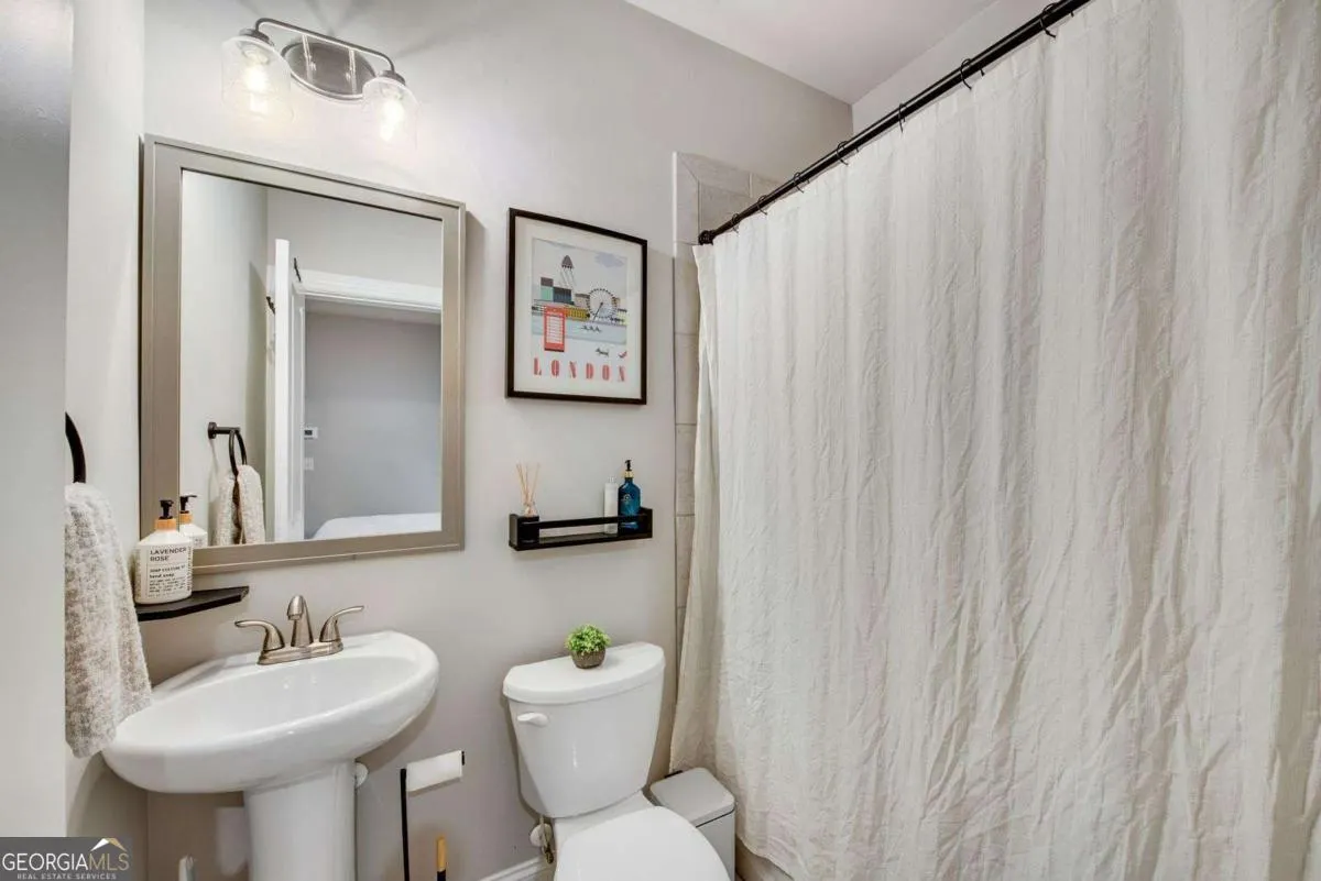 1402 Glen Ivy