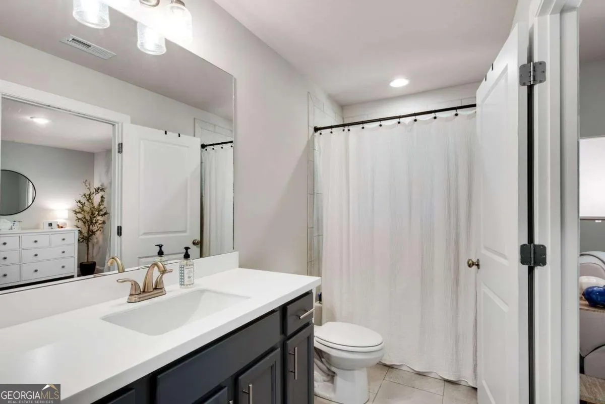 1402 Glen Ivy