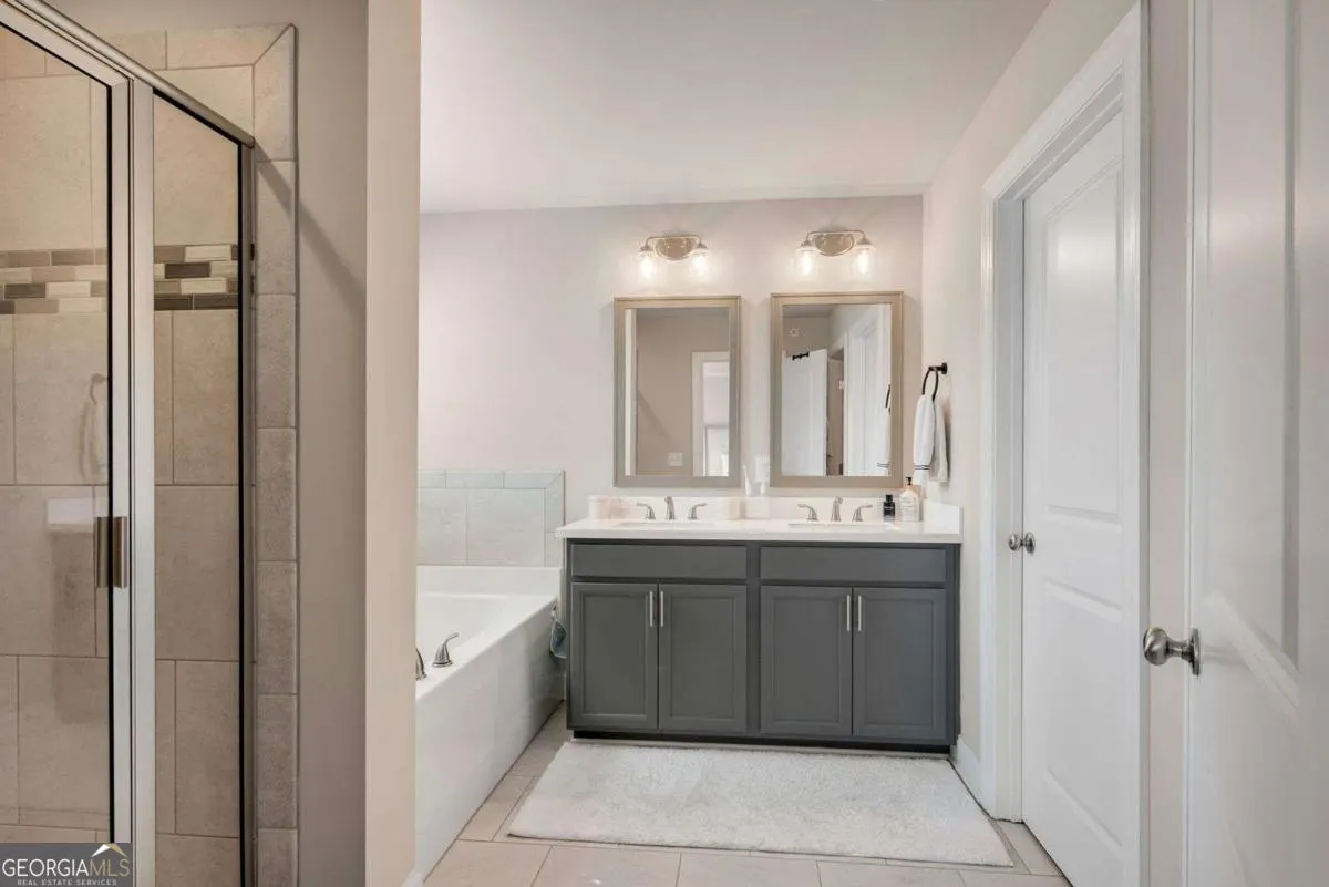 1402 Glen Ivy