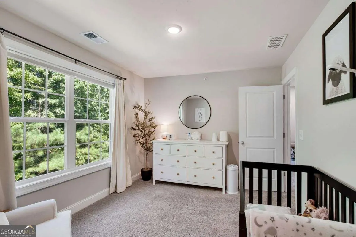 1402 Glen Ivy