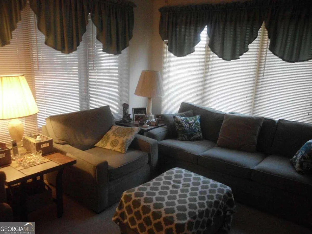 3315 Salem Cove Trail SE