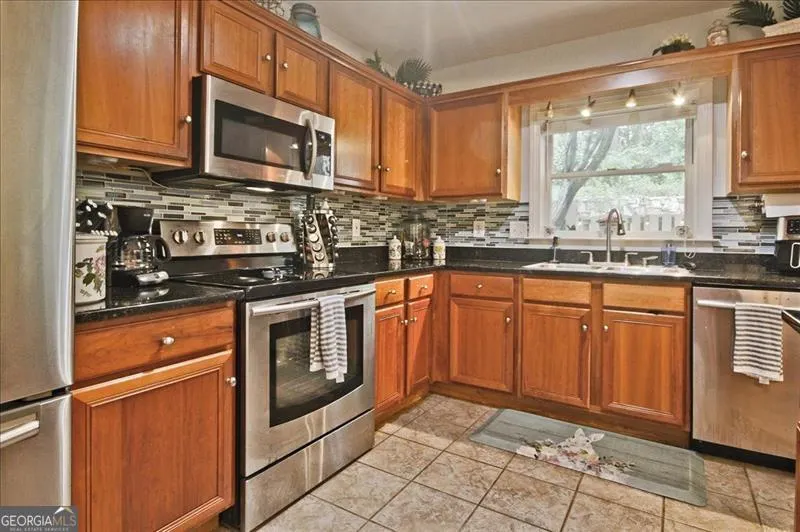 65 MOUNT VERNON Circle