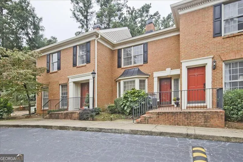 65 MOUNT VERNON Circle