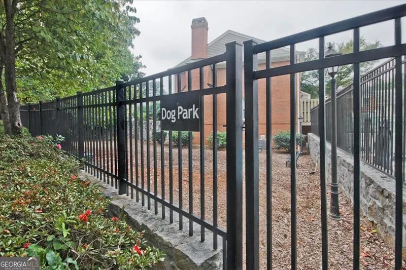 65 MOUNT VERNON Circle