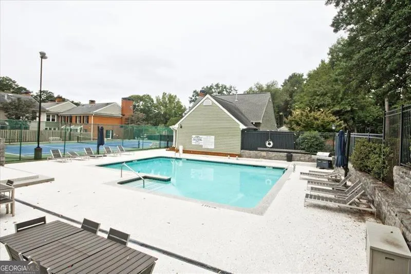 65 MOUNT VERNON Circle