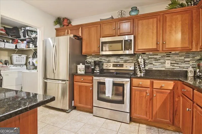 65 MOUNT VERNON Circle