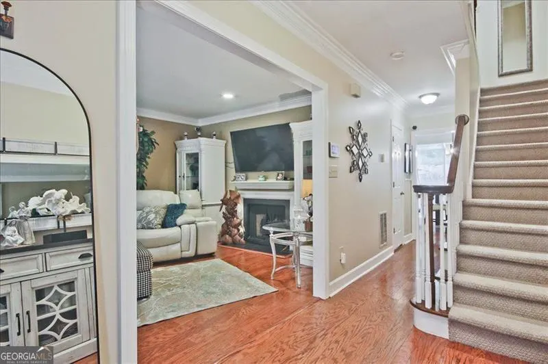 65 MOUNT VERNON Circle