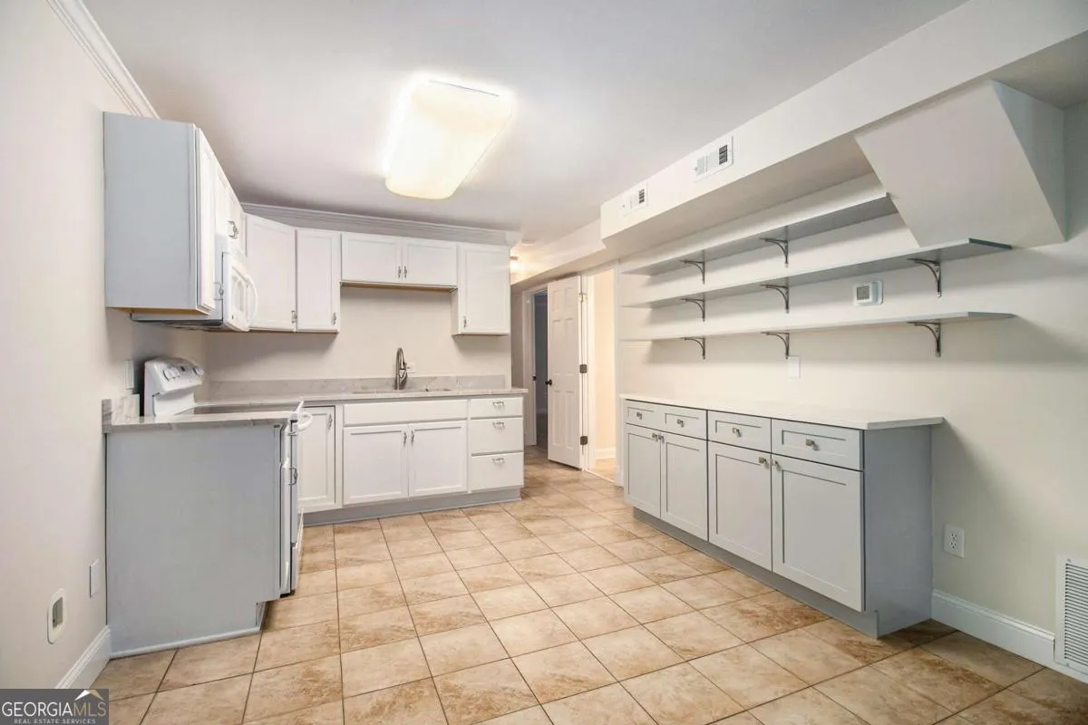 3115 Chimney Cove Lane