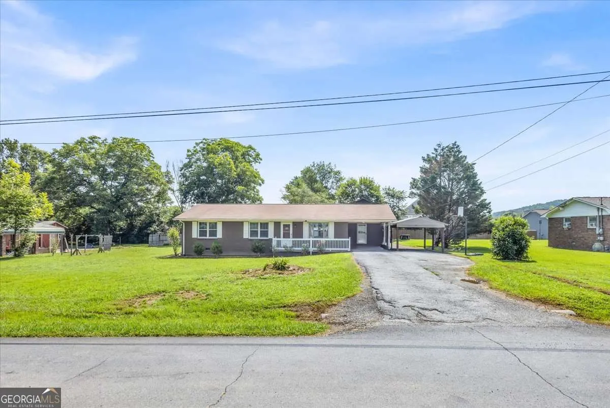 129 Green Meadow Lane