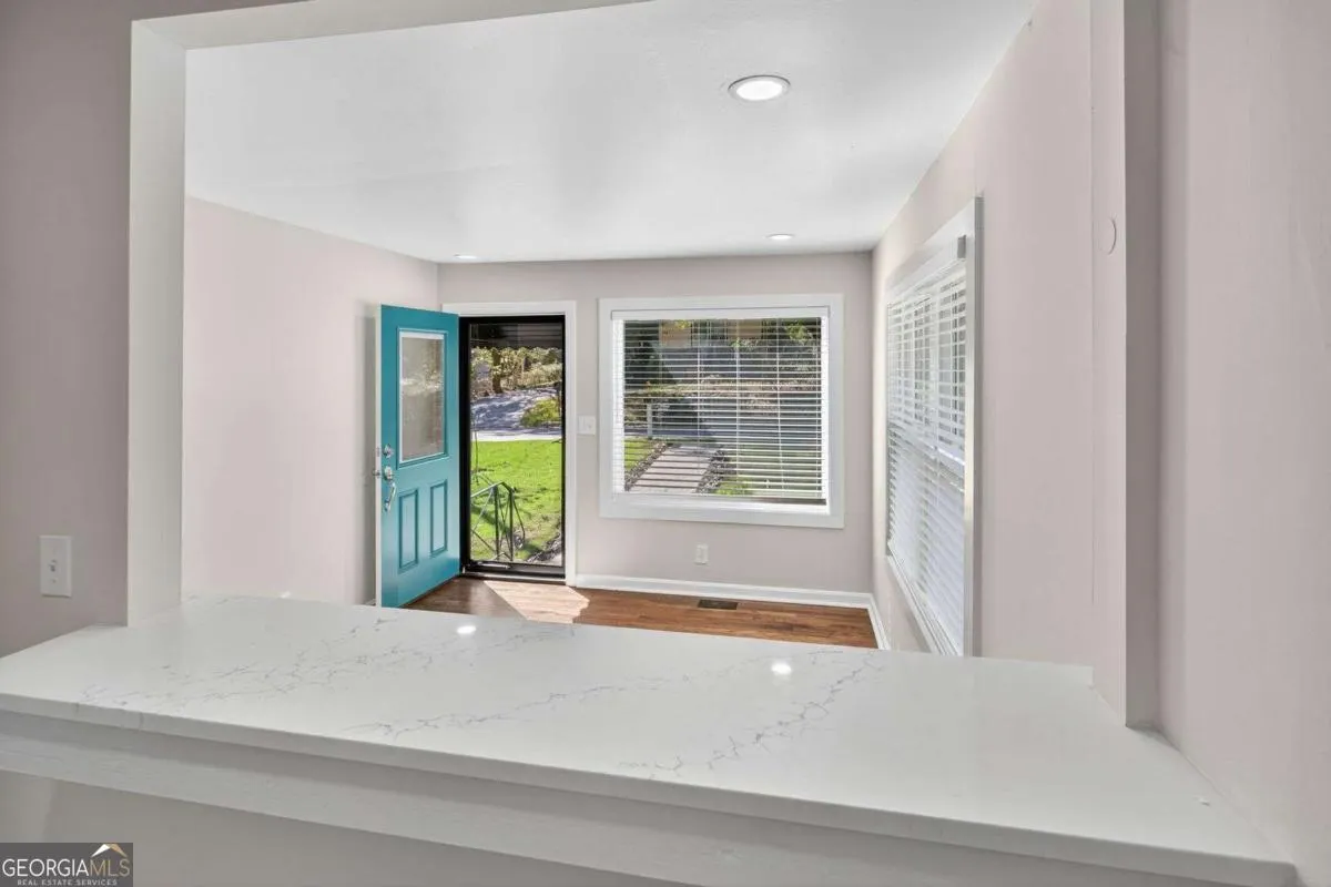 475 Center Hill Avenue NW