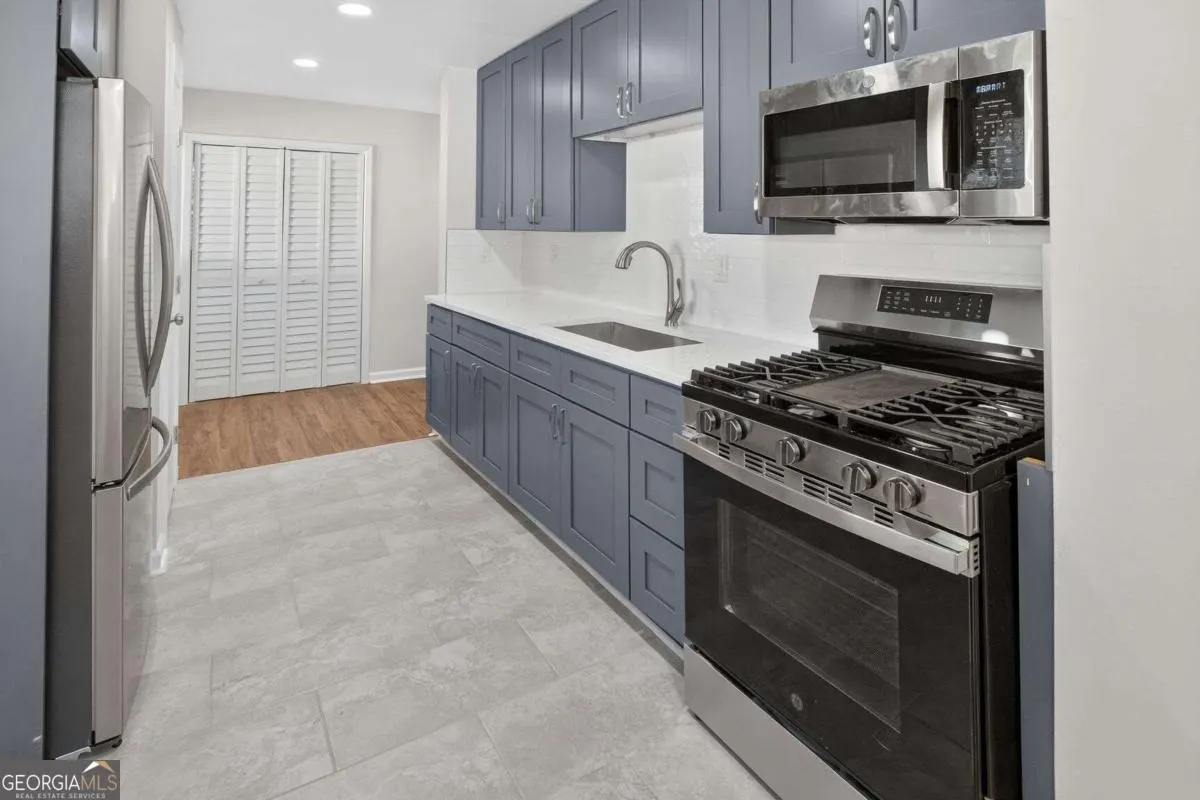 475 Center Hill Avenue NW