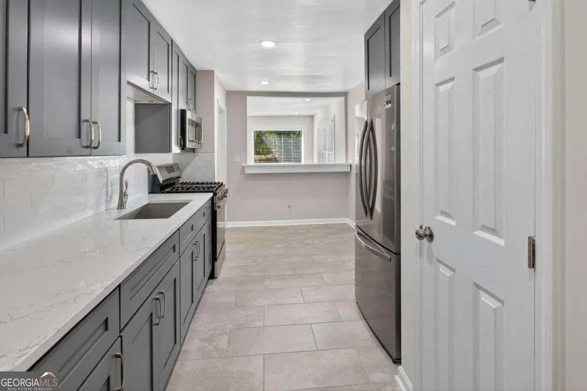475 Center Hill Avenue NW