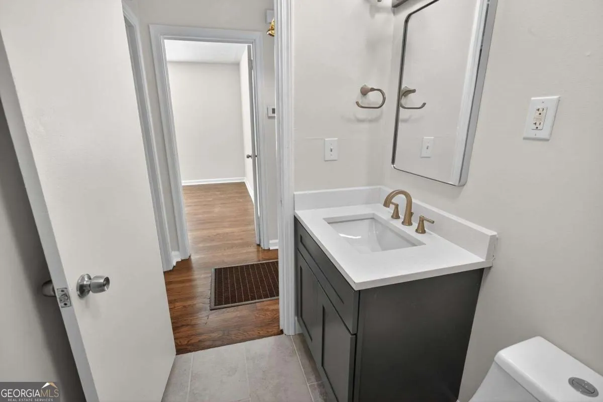 475 Center Hill Avenue NW