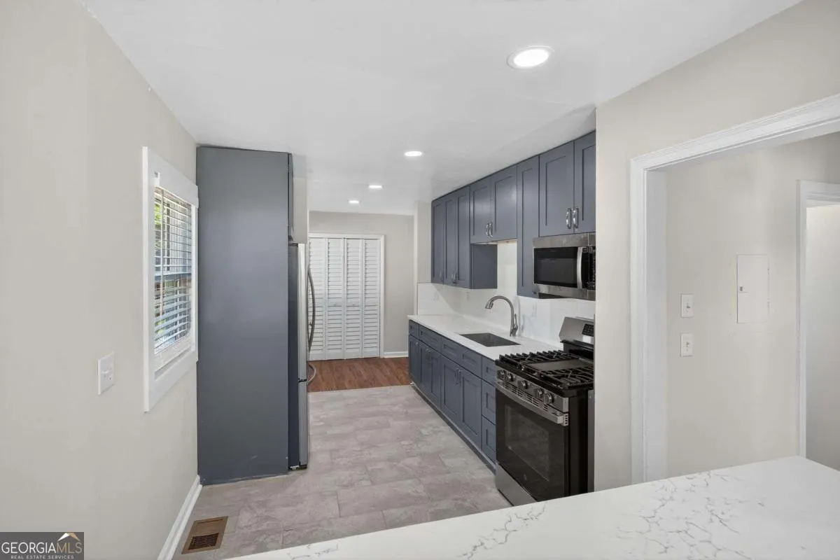 475 Center Hill Avenue NW