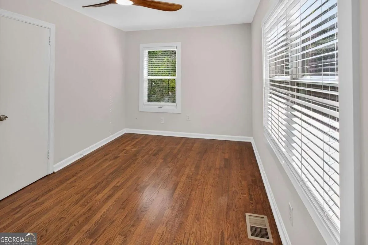 475 Center Hill Avenue NW