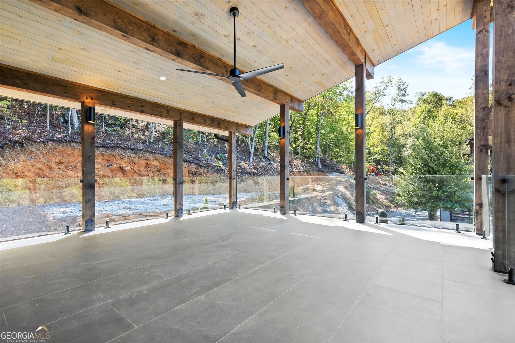 655 Bent Grass Way