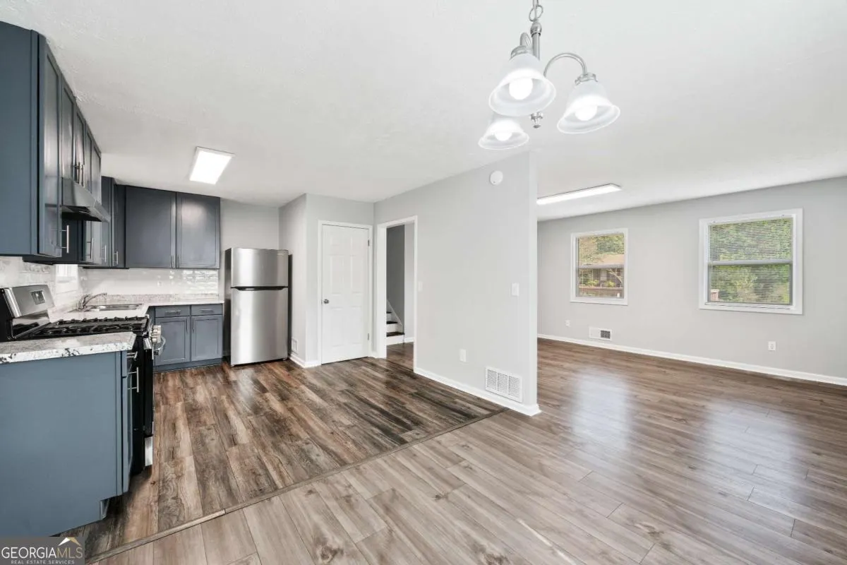 3145 Fern Valley Drive SW