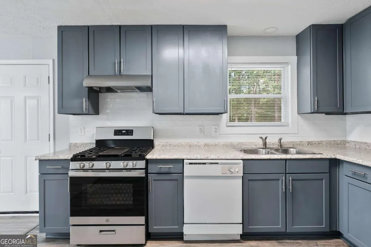3145 Fern Valley Drive SW